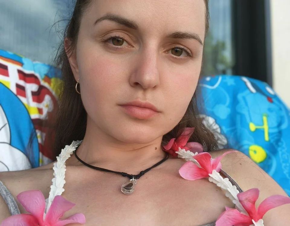 JuliiaB's Offline Chat Room