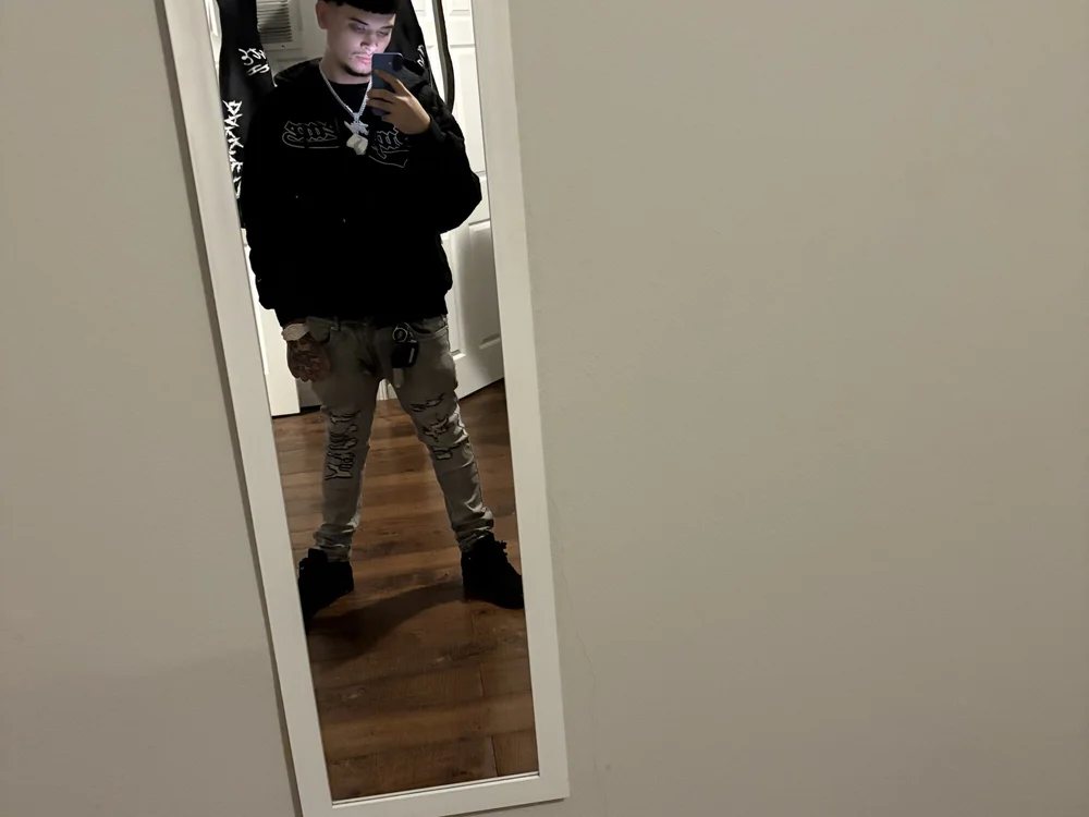 jayswrlddd's Offline Chat Room