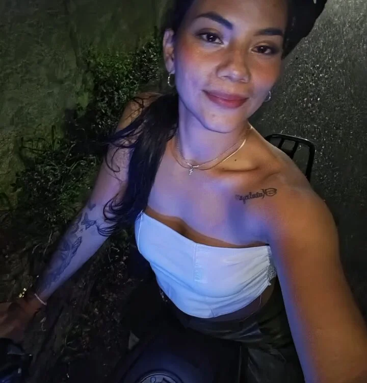 Gaby_LunaHot offline chatrum