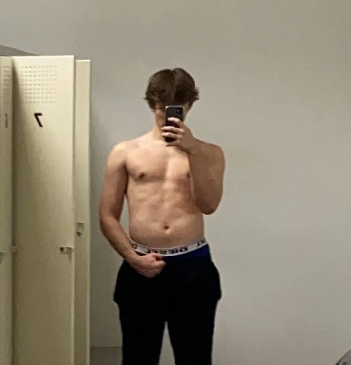 Offline XXX chat modela antony_rasmos