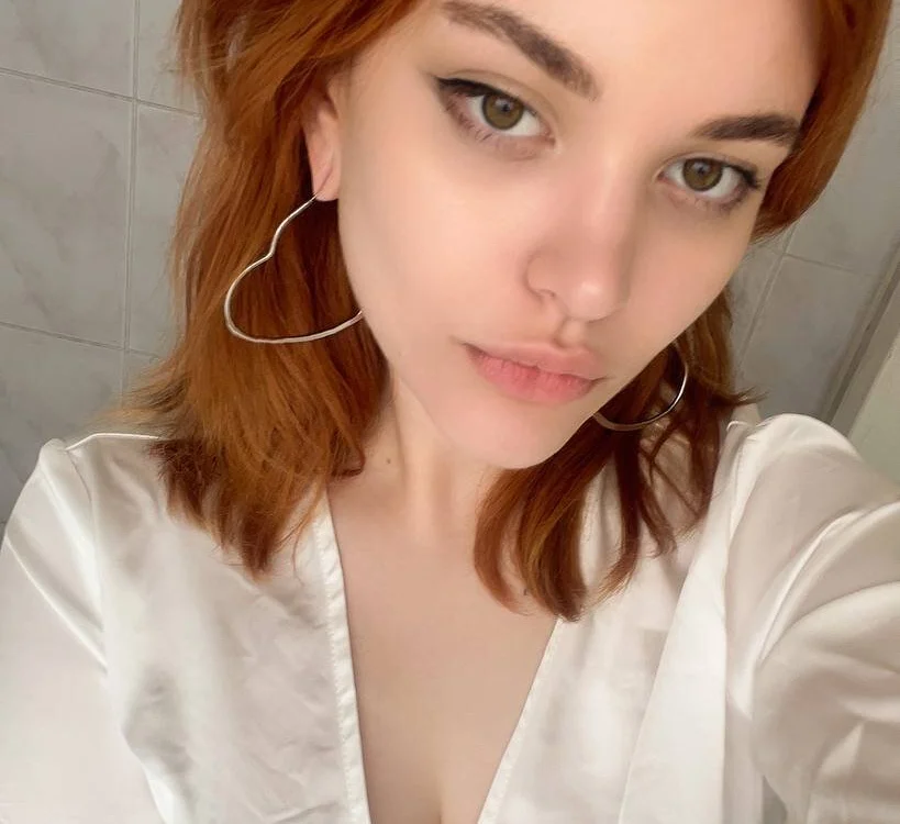 Lenore_Foxy's Offline XXX Chat