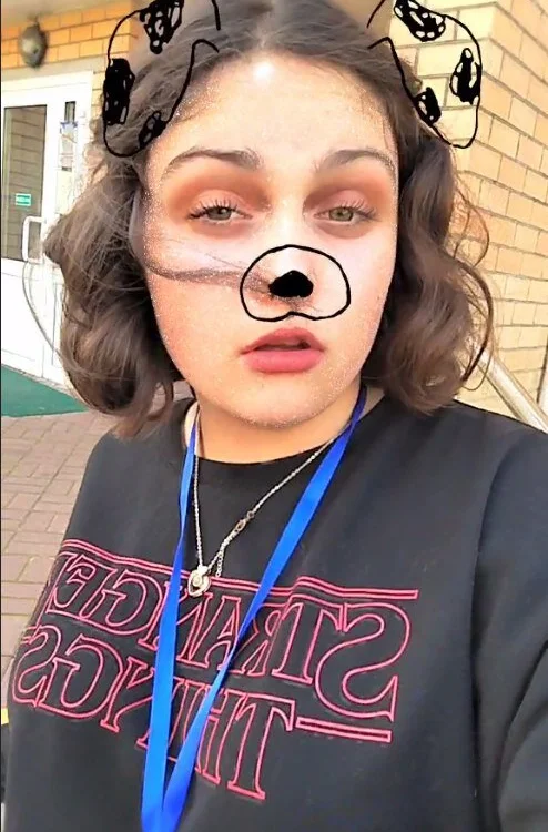 VivienneKottraba offline chatrum