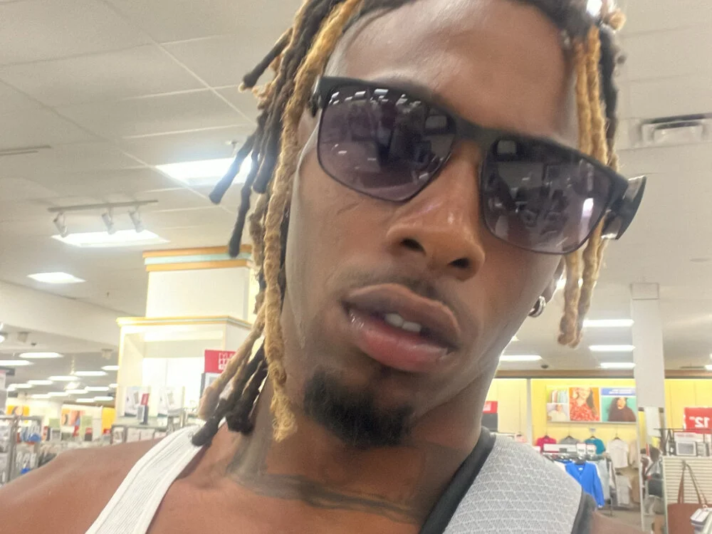 Chatroom XXX hors ligne de TheContrastCouple