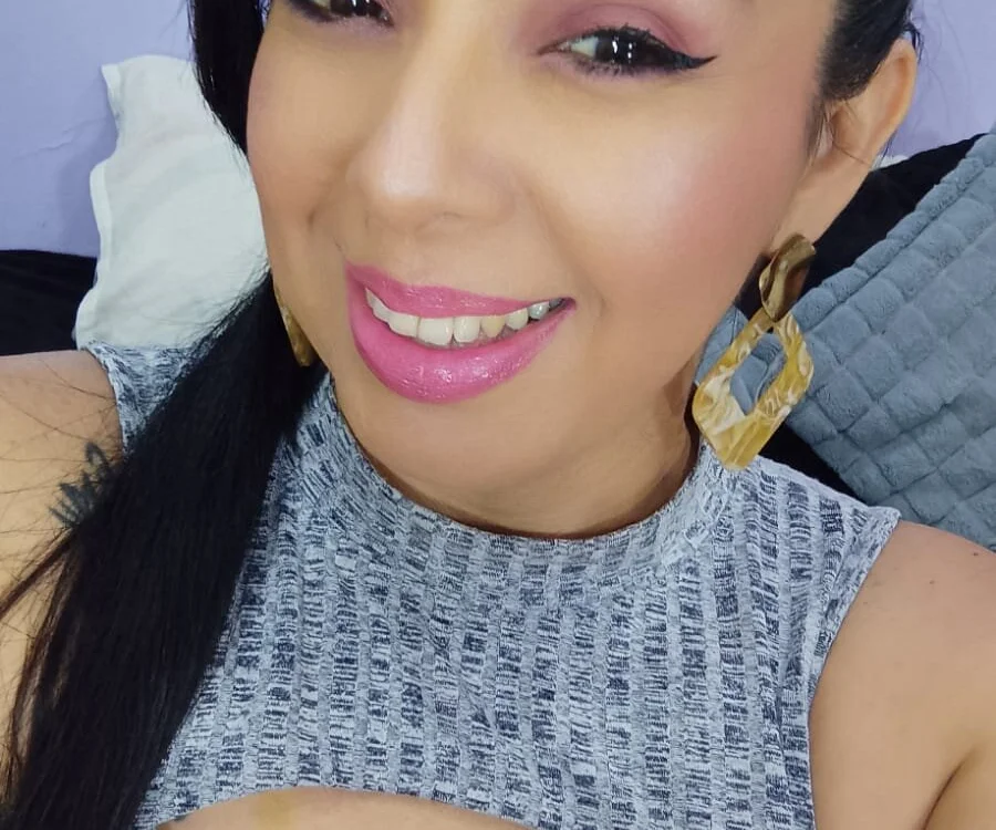 Kate_bush1's Offline XXX Chat