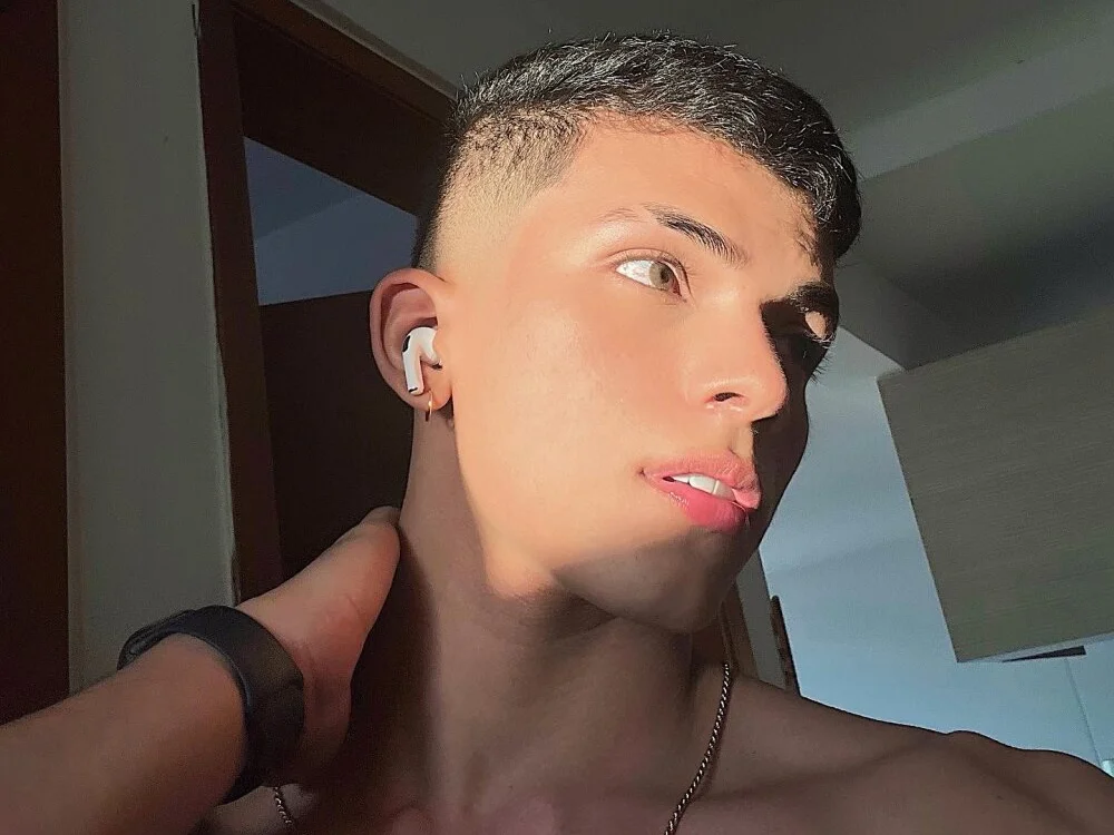 DannyMaximoff offline XXX-chatje