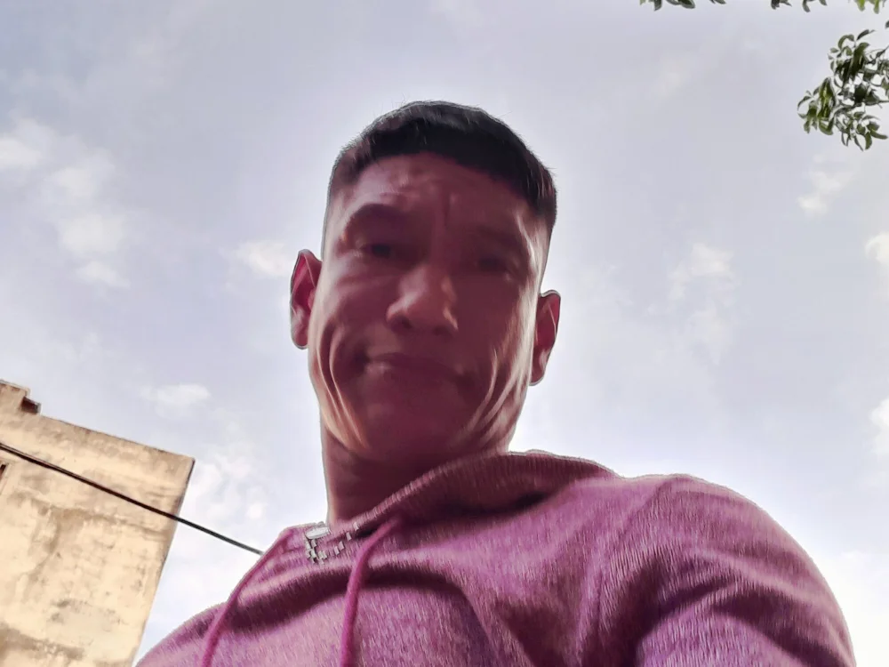 badboy_Rc's Offline Chat Room