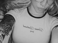 nina_rabbit's Offline XXX Chat