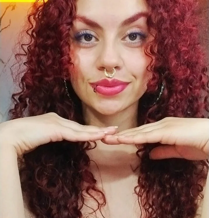 Offline XXX chat modela lilith_rose_hh