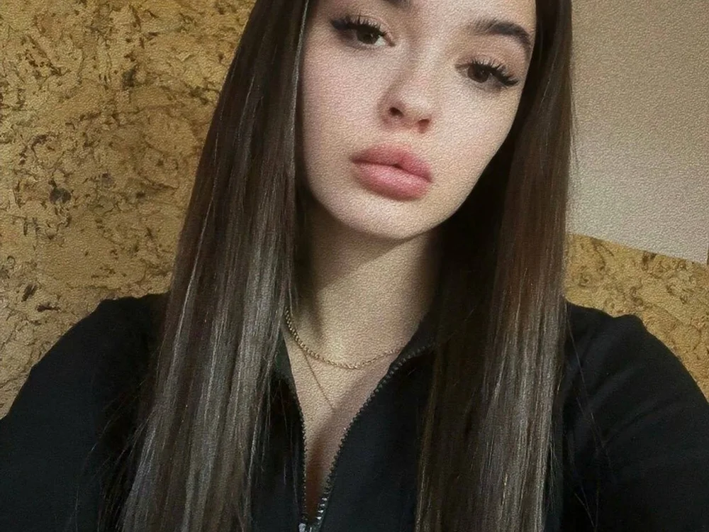 _Mila_Velour_ offline chatrum