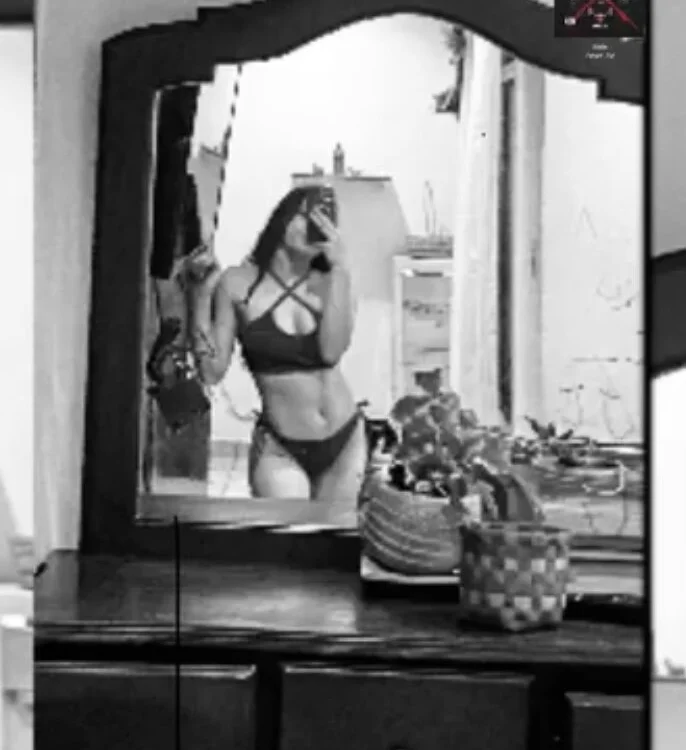 ห้องแชทออฟไลน์ของ estefania19put