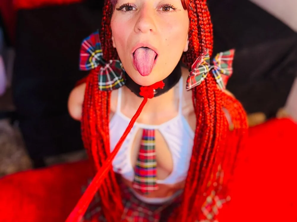 alorena_megancm Offline XXX-chat