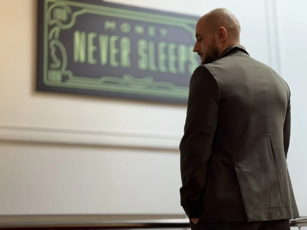 AdamJamesonnn Offline XXX chat