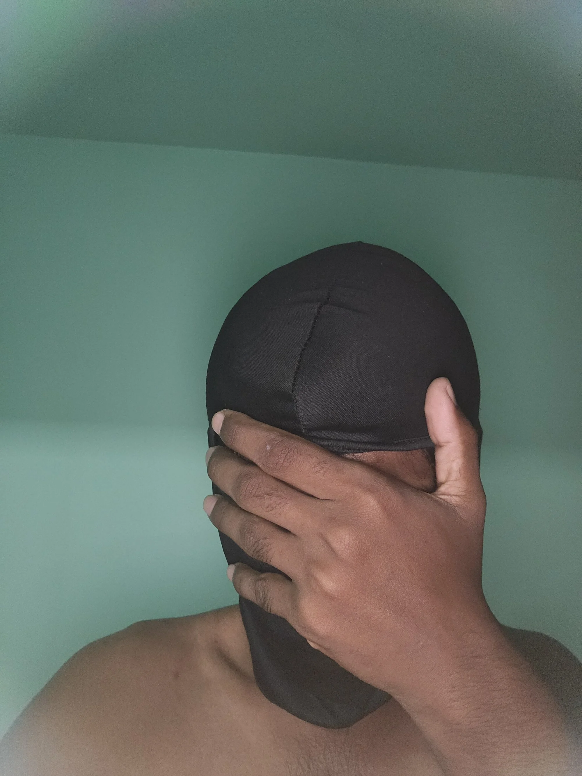 lonelyboy_alone