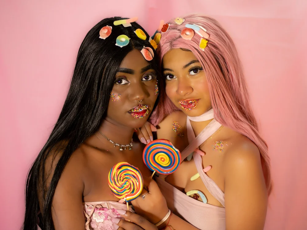 Hary_and_kimmy Adlı Modelin Çevrimdışı XXX Sohbeti