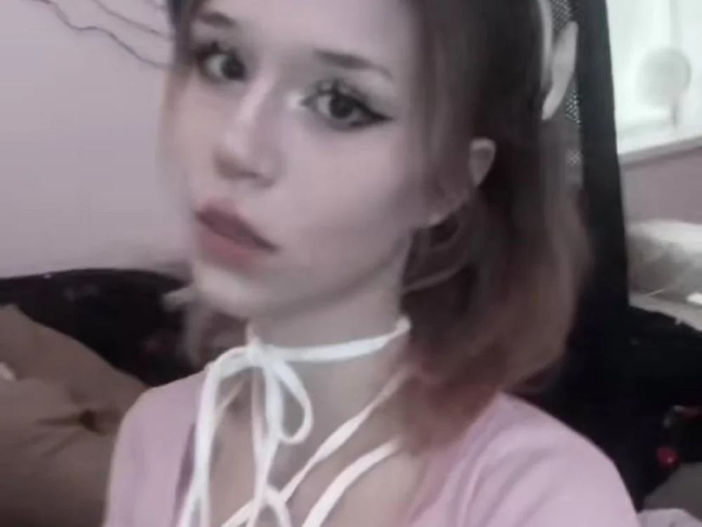 InnaHarris Offline XXX-chat