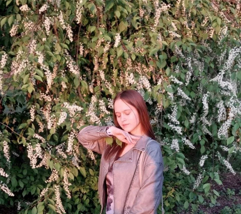 SophieHazely অফলাইন XXX চ্যাট