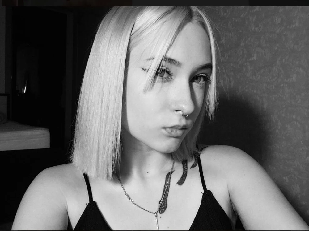 AmityGalen's Offline XXX Chat