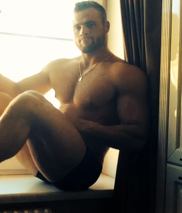 musclemaks' Offline XXX Chat