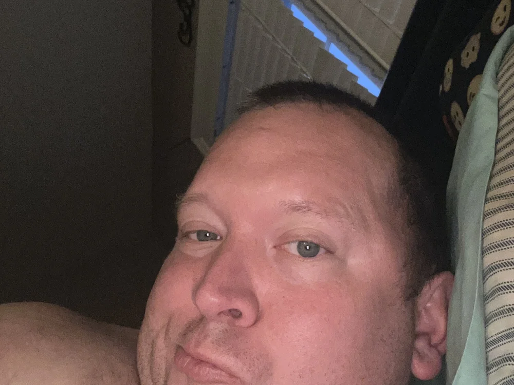 دردشة WATZUPMAN الجنسية دون اتصال