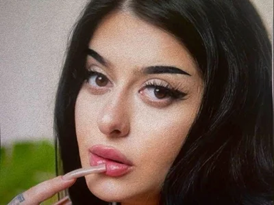 EliseRenee - Girl 