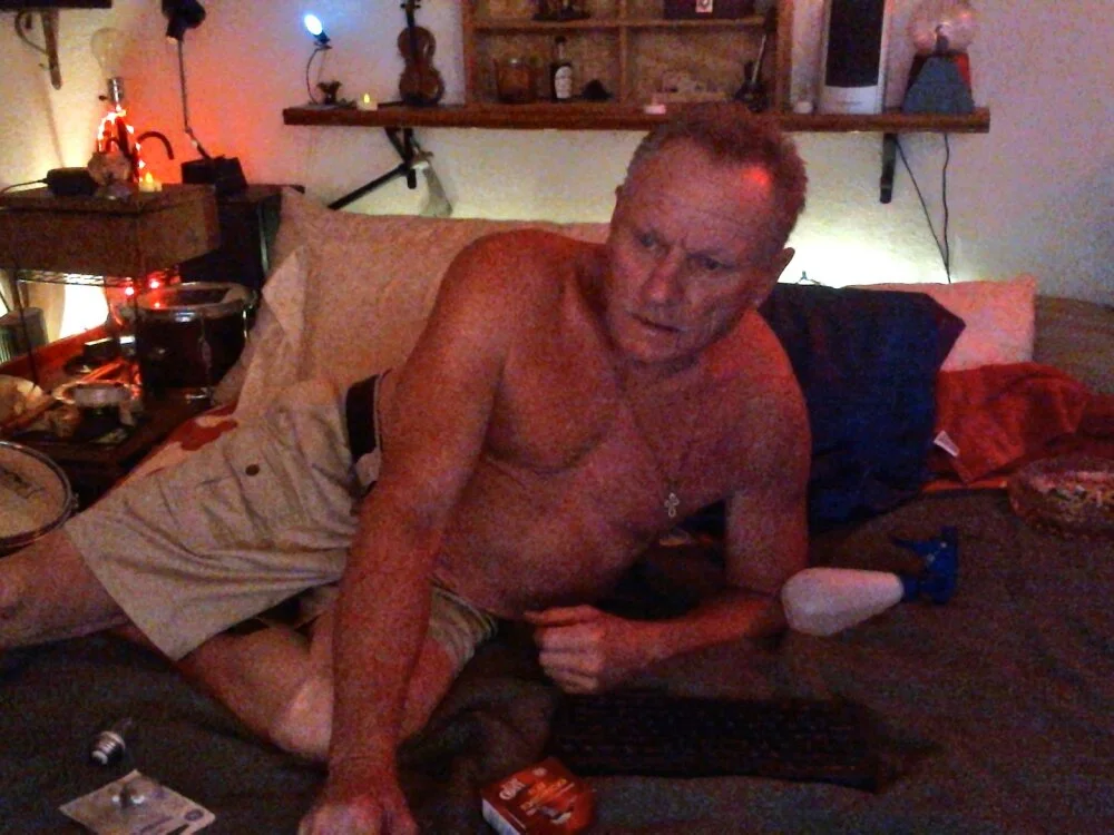 Pussyeat2please's Offline XXX Chat