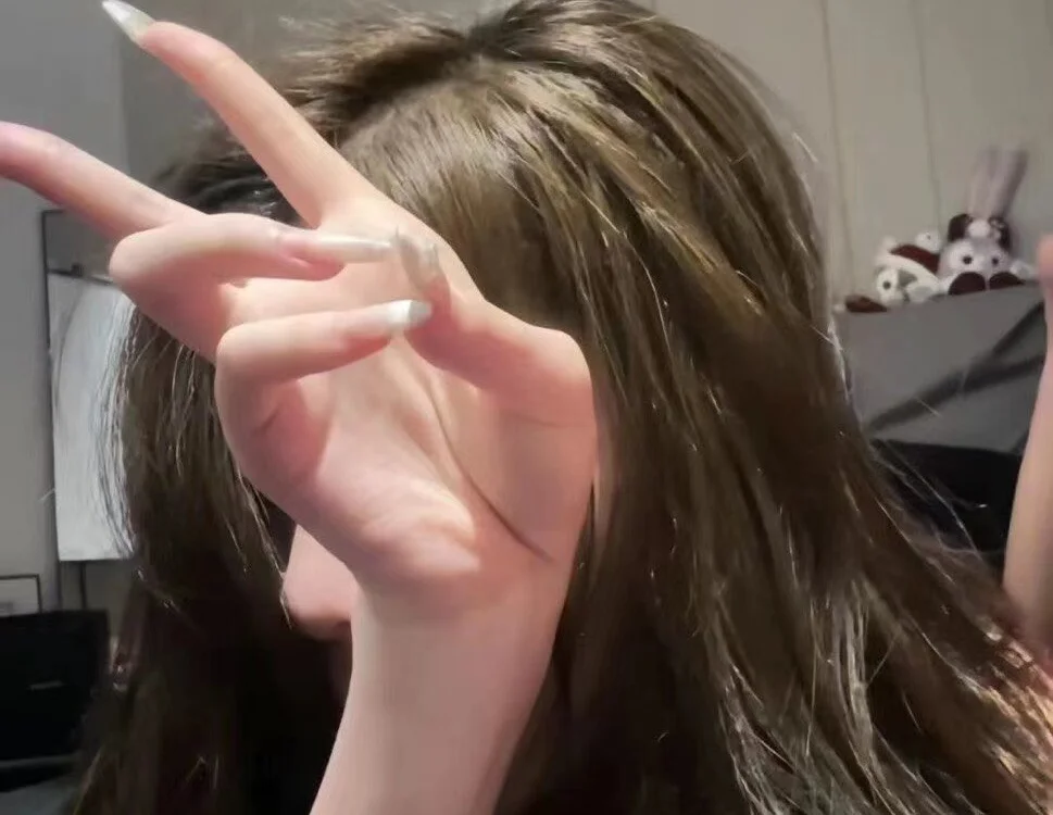 atchlovekk-'s Offline XXX Chat