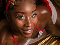 Model Kloee_12