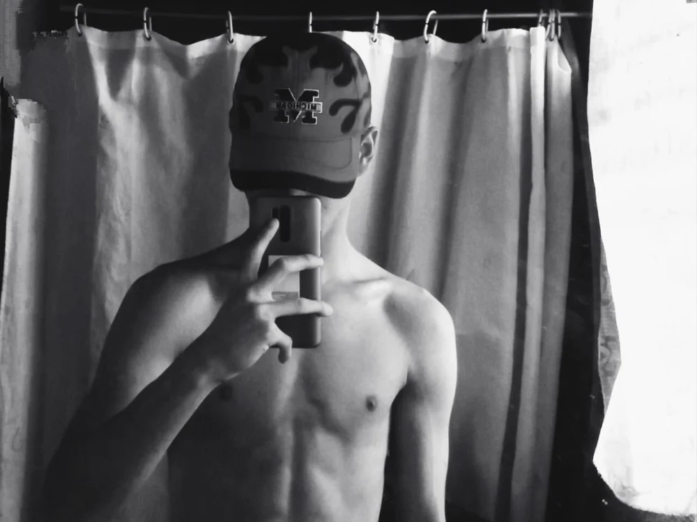 Max026_ Offline XXX-Chat