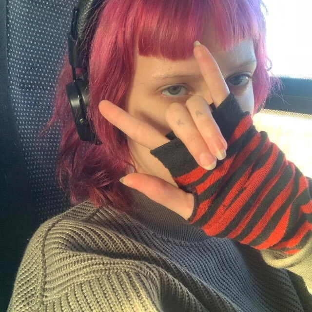 AmeliSummer's Offline Chat Room