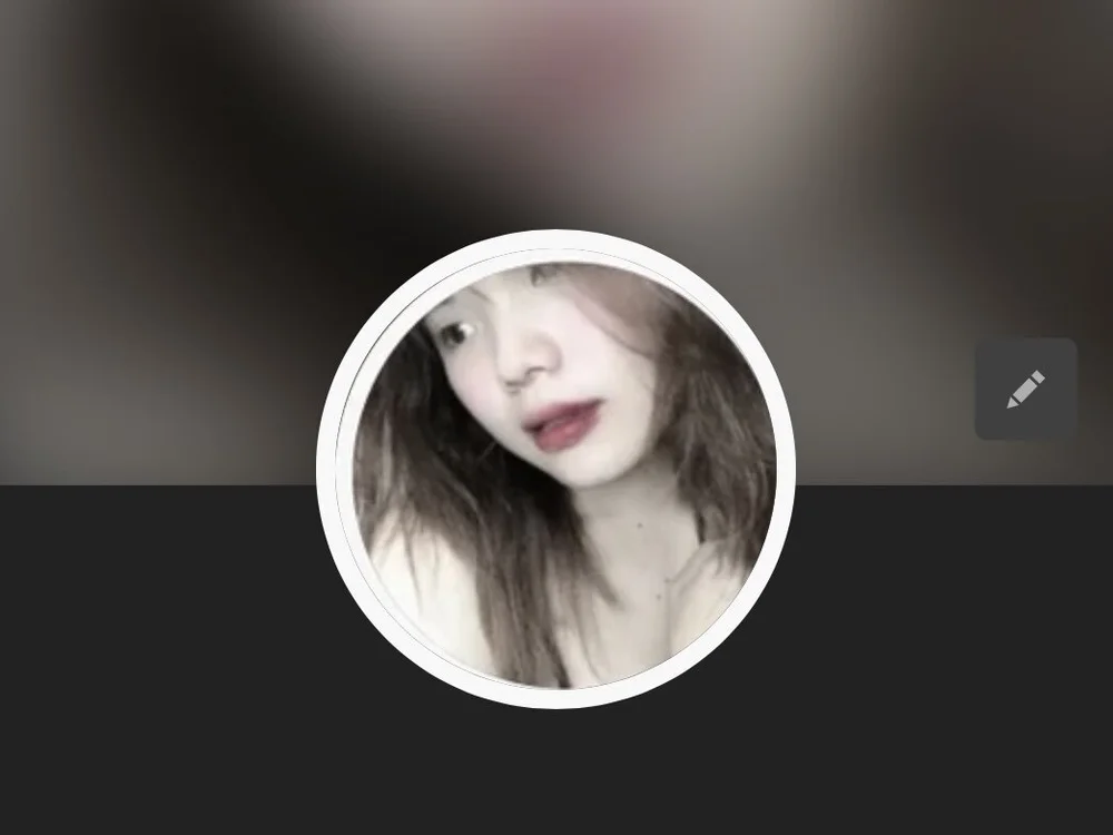 Lonelyflower20's Offline XXX Chat