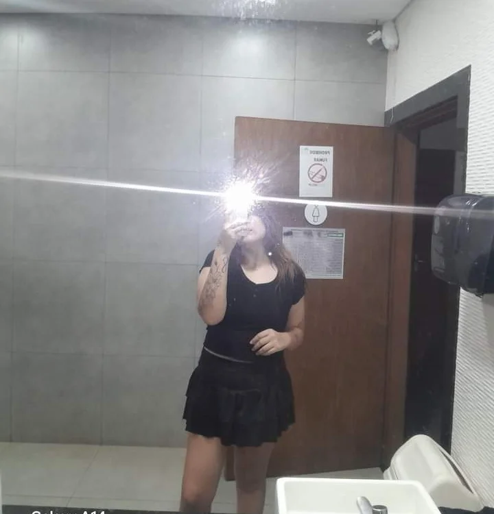 alrosss' Offline XXX Chat