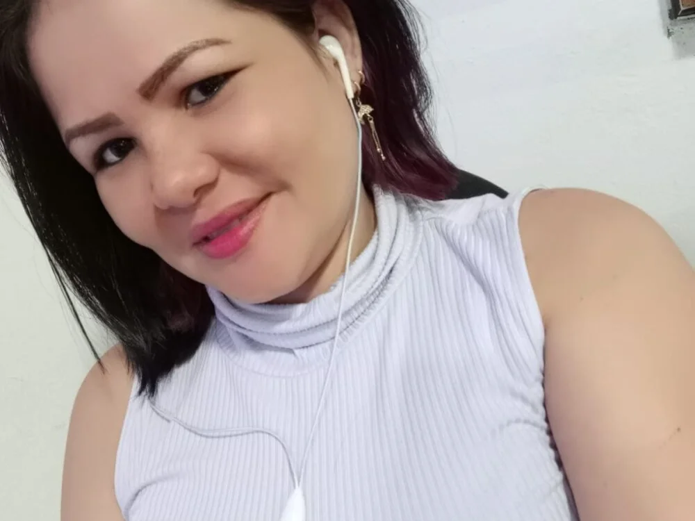 susana_nastyy Adlı Modelin Çevrimdışı XXX Sohbeti