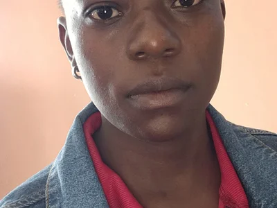 Brie_tee - Girl 