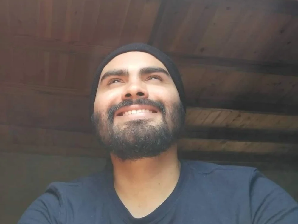 Andrespalmer's Offline Chat Room