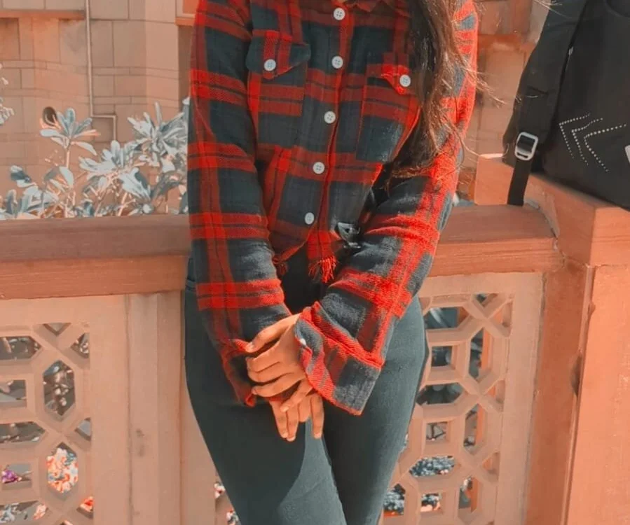 Pyari_Hina Adlı Modelin Çevrimdışı XXX Sohbeti