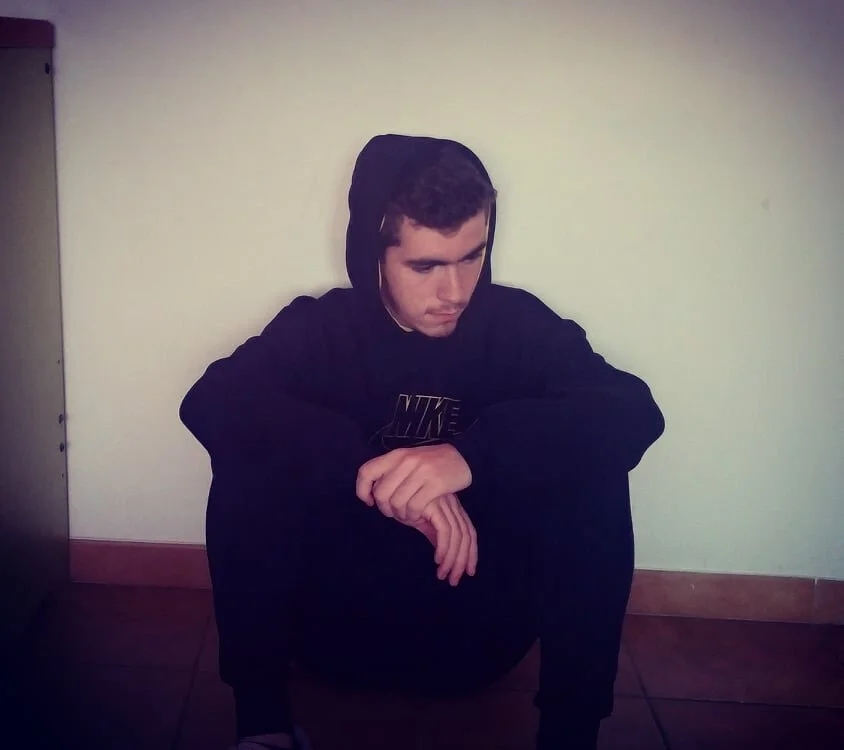 hotguy07_'s Offline Chat Room
