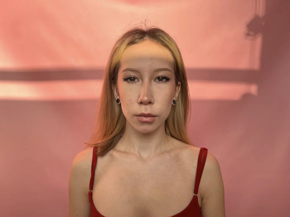 JaclynAronow offline chatrum