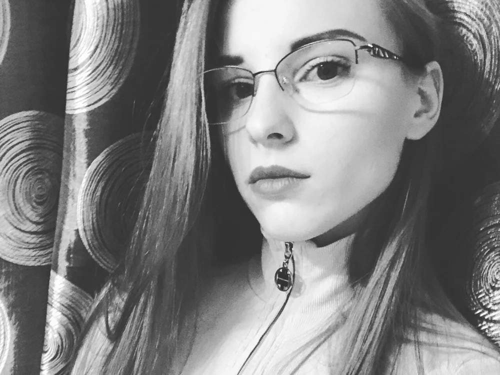 selena_mandy's Offline Chat Room