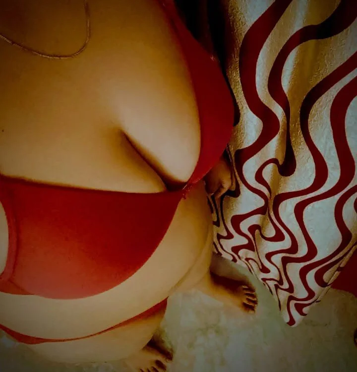 Saxy_Sona1's Offline XXX Chat