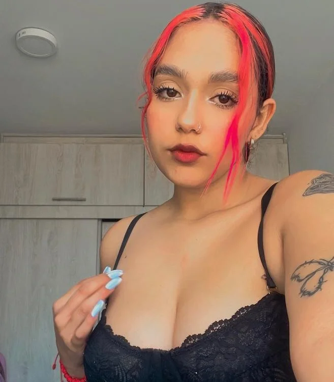 Sabrina_Adams04's Offline XXX Chat