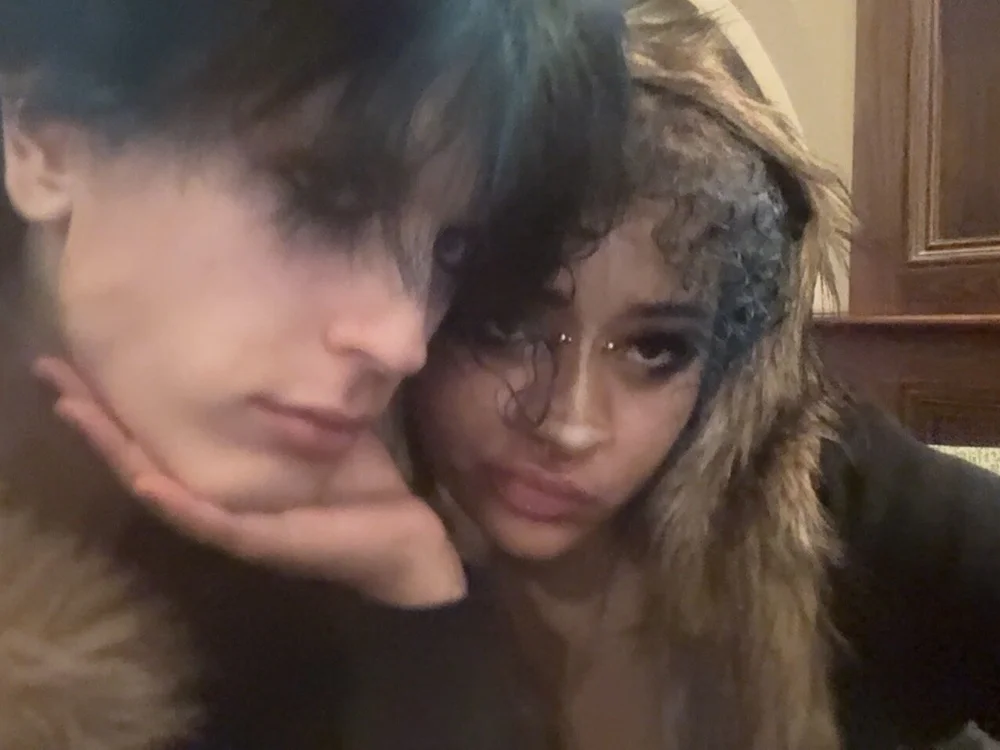 witchyyannn Offline chat-huone