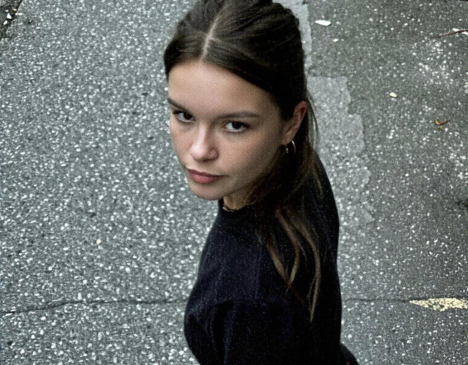 Chat +18 off-line de HornyAdelee