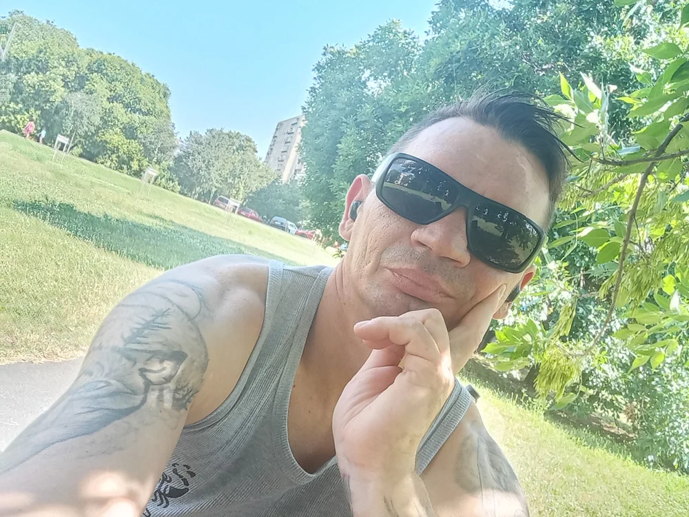 Zotya2696 offline chatrum
