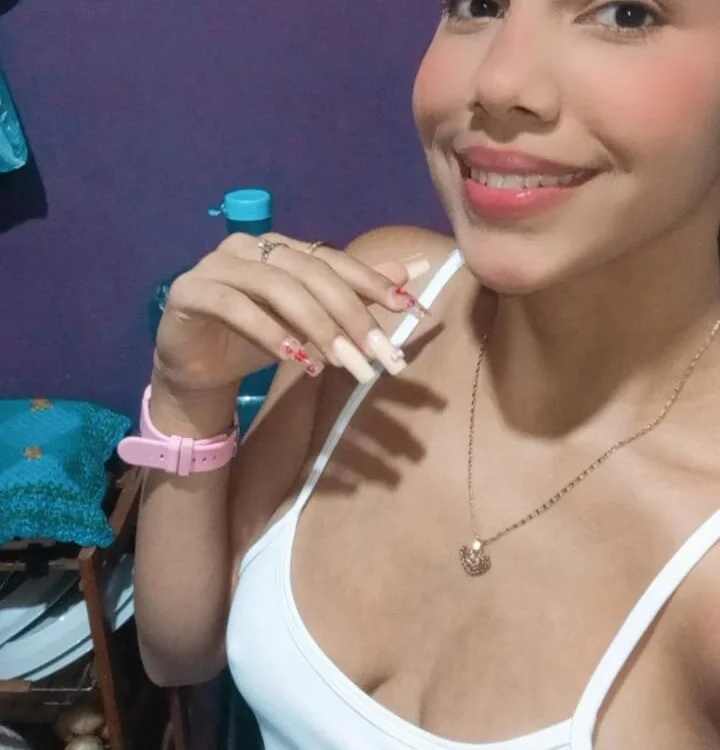 Luisangela22n Offline XXX chat