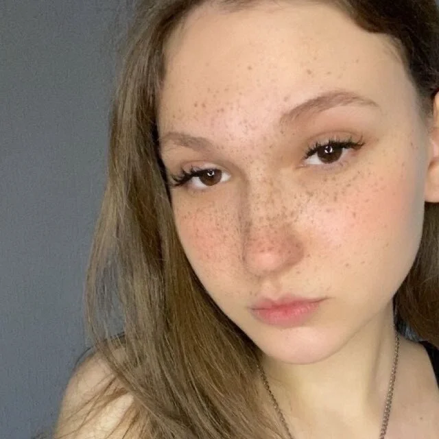 SarahLovee's Offline XXX Chat