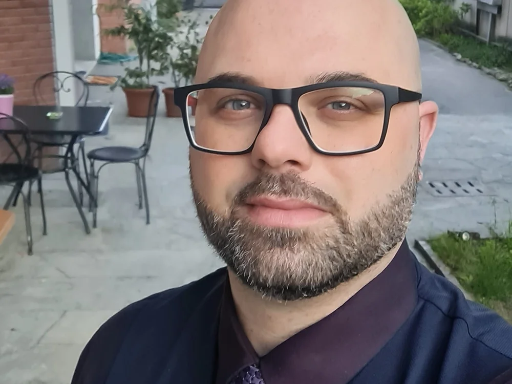 lino861's Offline Chat Room