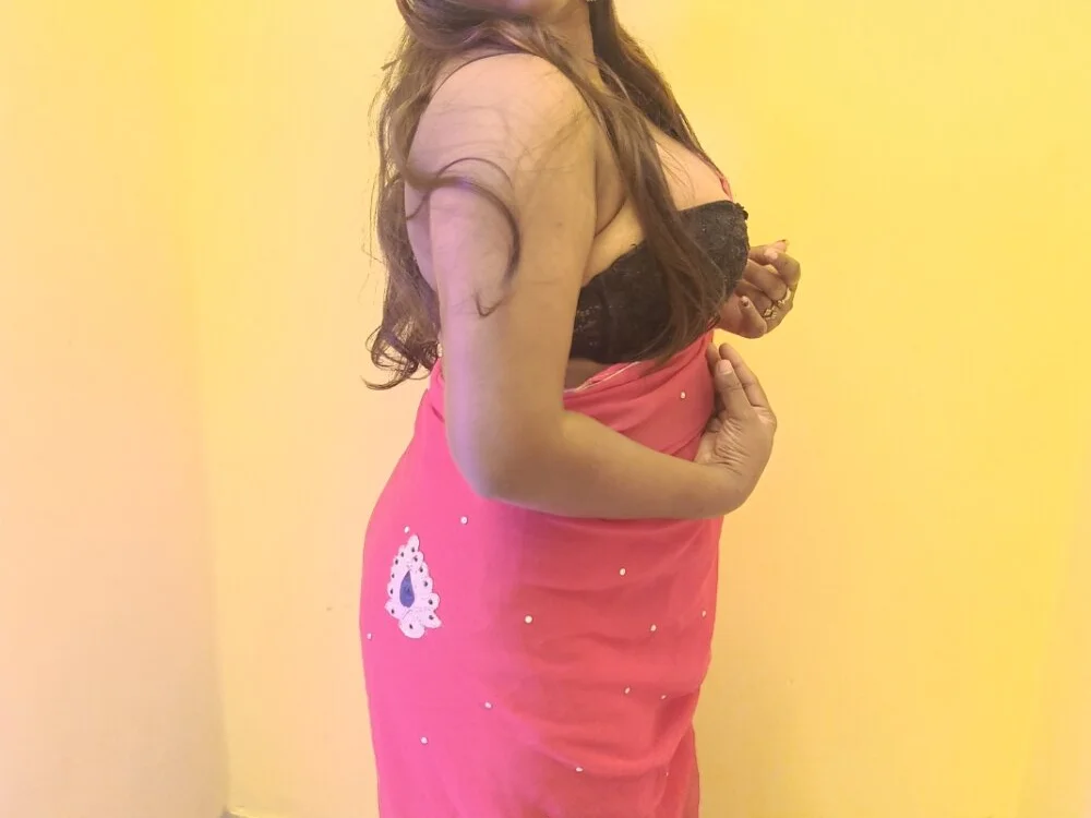 Chatroom XXX hors ligne de LoveLy-Soneya