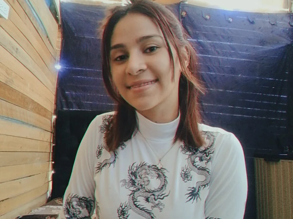 saskia_X's Offline Chat Room