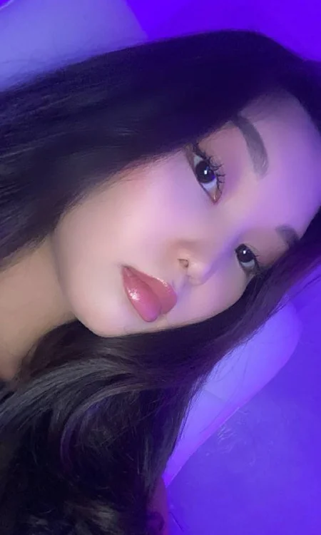 ari_sun's Offline Chat Room