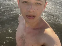 unapollogetic's webcam live show